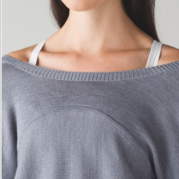 LULULEMON Women’s Heathered Arctic Grey SATTVA Sweater Merino Wool Size 8 - Picture 2 of 5